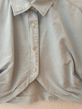 Camisa vaquera cropped azul