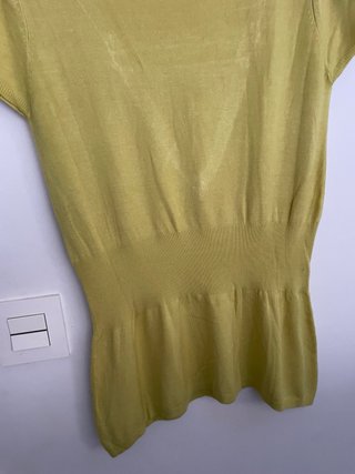 Blusa Stradivarius peplum verde/amarilla