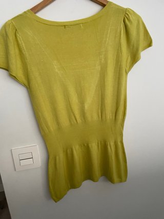 Blusa Stradivarius peplum verde/amarilla
