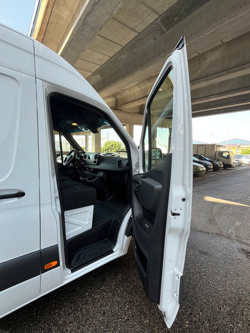 Mercedes-Benz Sprinter 2023, foto 13