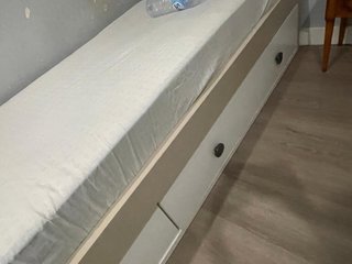 Cama individual + 1 de regalo