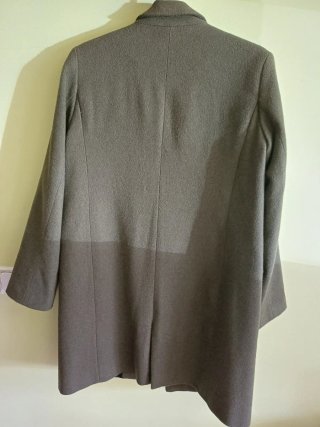 Abrigo Stradivarius verde oliva