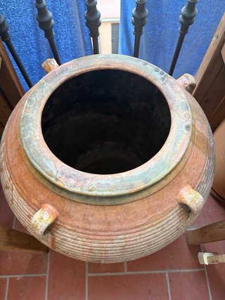 Maceta grande de terracota