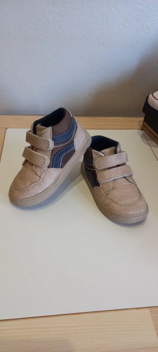 Calzados infantil, Zapatillas, Sandalias para niño