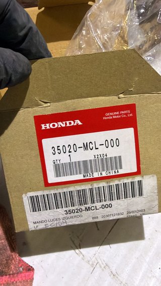Conjunto de interruptores, intermitente para Honda, VT 750. REF. 35020-MBA-610