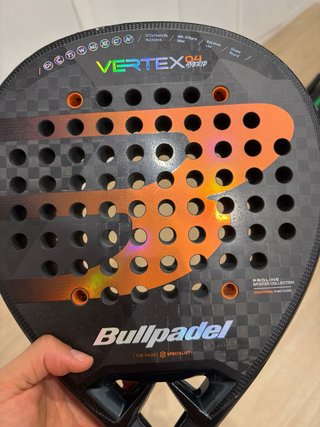 Bullpadel Vertex 04 Hybrid 2025
