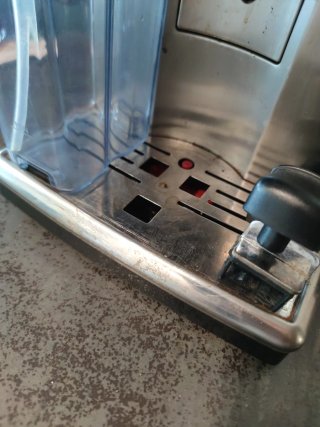 cafetera super automática saeco incanto
