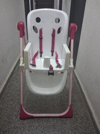 Trona reclinable para bebé Precio no negociable