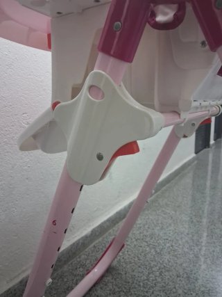 Trona reclinable para bebé Precio no negociable