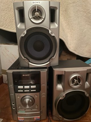 Equipo de Música Sony Mini Hi-Fi CD/Cassette