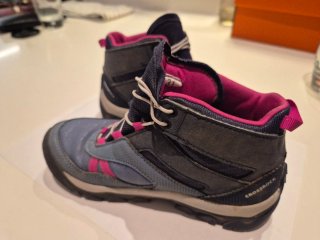 Botas montaña niño impermeables