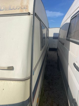 CARAVANA WILK DE LUXE DE DOBLE EJE DE 1999 – 7.8