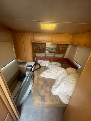 CARAVANA WILK DE LUXE DE DOBLE EJE DE 1999 – 7.8