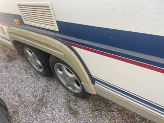 CARAVANA WILK DE LUXE DE DOBLE EJE DE 1999 – 7.8