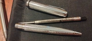 Bolígrafo Montblanc Plata