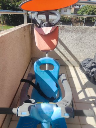 Triciclo Feber evolutivo con música