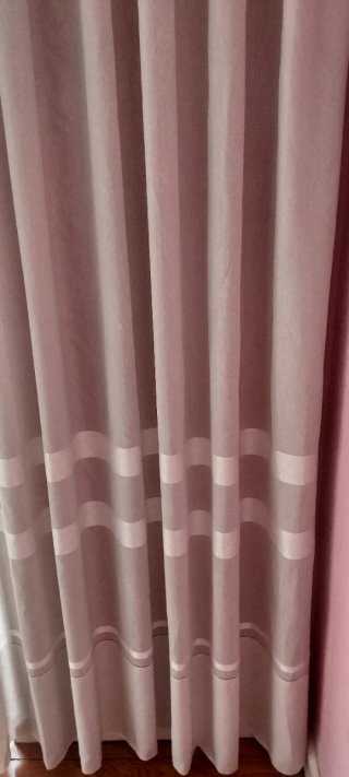 Cortinas Beige y Blancas