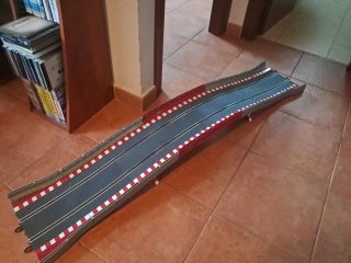 Scalextric Puente Digital con Luz
