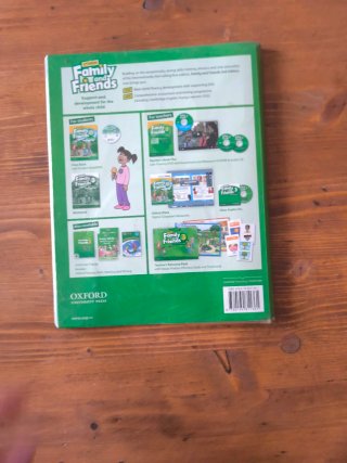 Family and Friends 2nd Edition 3. Class Book Pa...