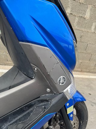 Yamaha NMAX 125cc Scooter Azul/Gris Negociable