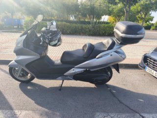 Honda Silver Wing 600 Maxi Scooter