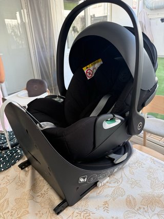 Silla coche Cybex con base