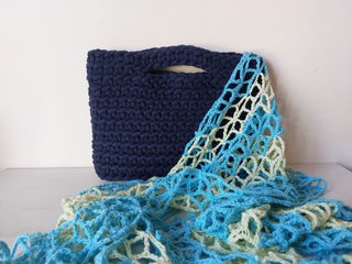 Bolso clucth nuevo crochet azul marino