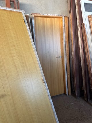 Puerta madera una hoja paso