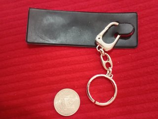 (VATICANO)PORTACHIAVI CON 500 LIRE ARGENTO