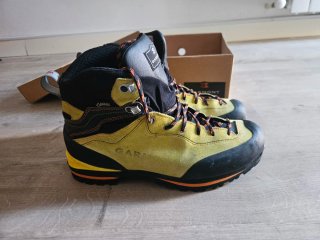 Botas Garmont Ascent GTX