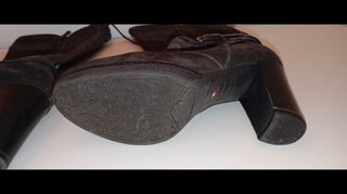 Botas altas de ante negro de Nero Giardini, talla