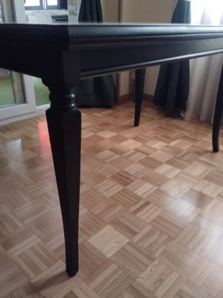 Mesa de comedor.