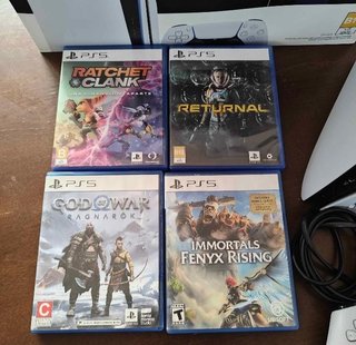 PS5 Slim 1TB + 4 Juegos Físicos