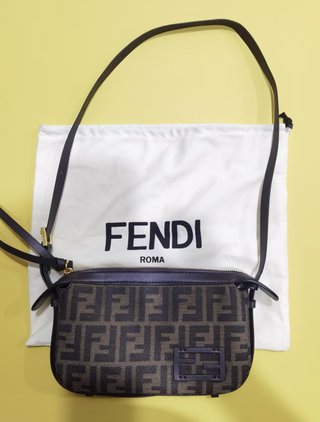 Bolso Small Simply Fendi Mini casi nuevo