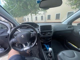 Peugeot 208 2019