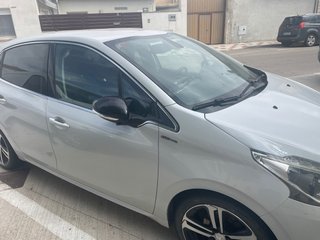 Peugeot 208 2019