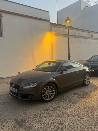 Audi TT 2011