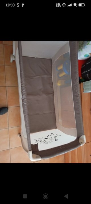 Cuna de viaje en perfecto estado marcas hauck