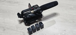 Videocámara Canon Negra con Accesorios