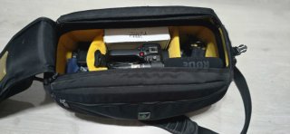 Videocámara Canon Negra con Accesorios