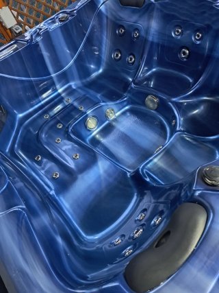 Jacuzzi exterior