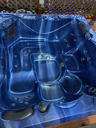 Jacuzzi exterior