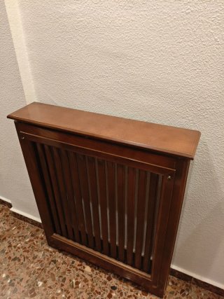 Cubre radiador de madera 80largo x 94 alto x 17 pr