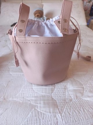Bolso rosa bebé bucket "pasito a pasito "