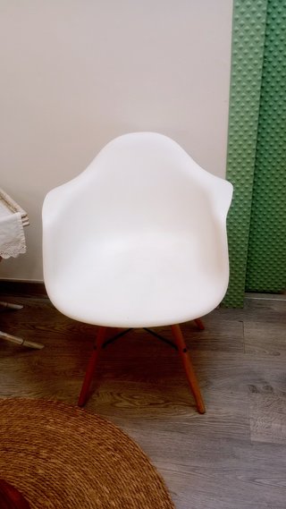 Conjunto de consulta con mesa y 3 sillas