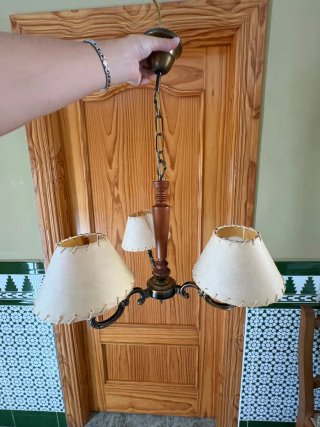 Lámpara de techo madera y metal