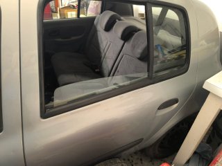 Puerta Trasera Clio 2
