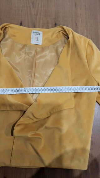 Giacca Bershka senape manica 3/4