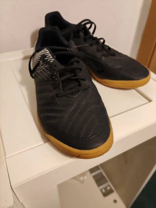 Zapatillas fútbol sala Kipsta 100 Decathlon