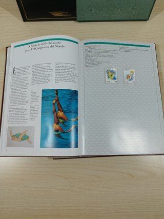 2 Volumi Il Libro dei Francobolli d'Italia